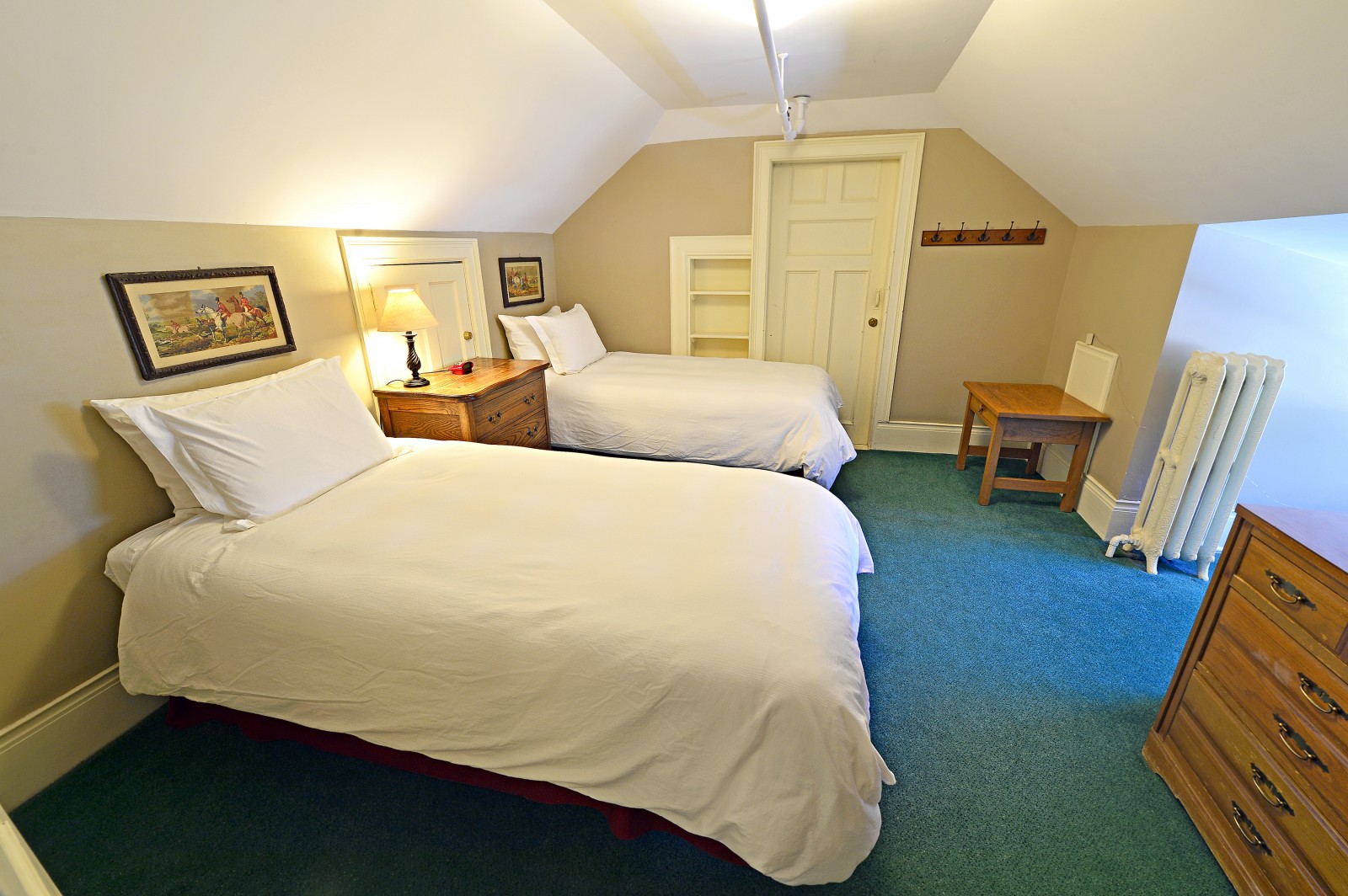 Redstone Inn Landmark Suite